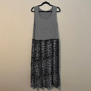 Oddy Leopard Print dress with ribbed solid top